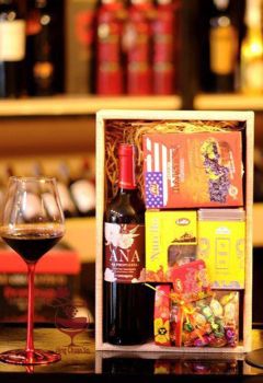 HỘP QUÀ TẾT RƯỢU VANG